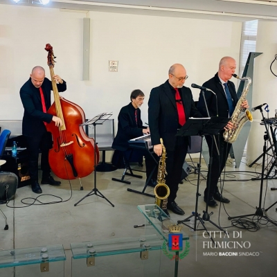 Concerto di Natale a Fiumicino e gli Auguri di Buone feste del Sindaco Mario Baccini.